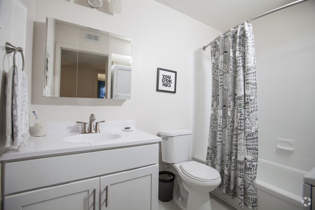 Newly Renovated Bathroom - Quail Ridge