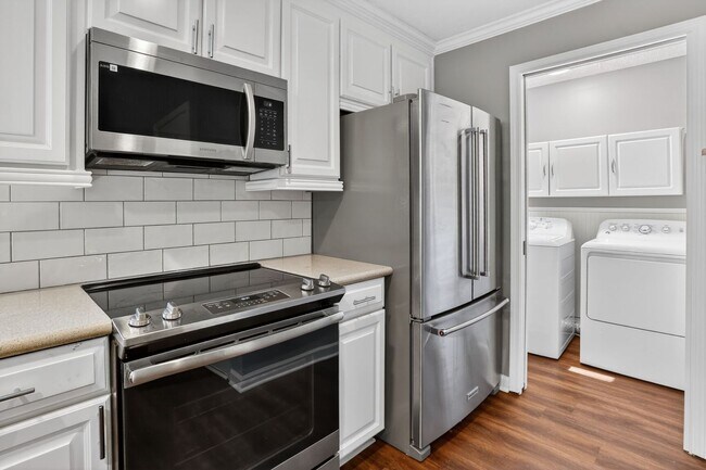 Building Photo - Modern Ranch Home - Excellent School District East Cobb