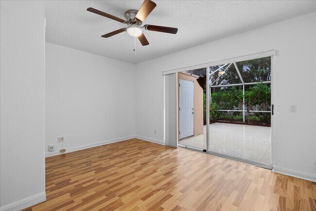 Building Photo - 403 Sun Terrace Ct