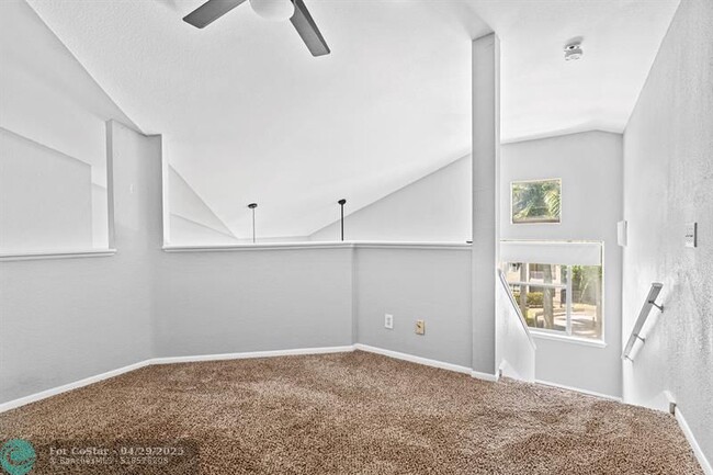 Building Photo - 1705 Palm Cove Blvd