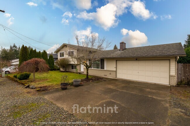 Building Photo - 2508 104th Pl SE