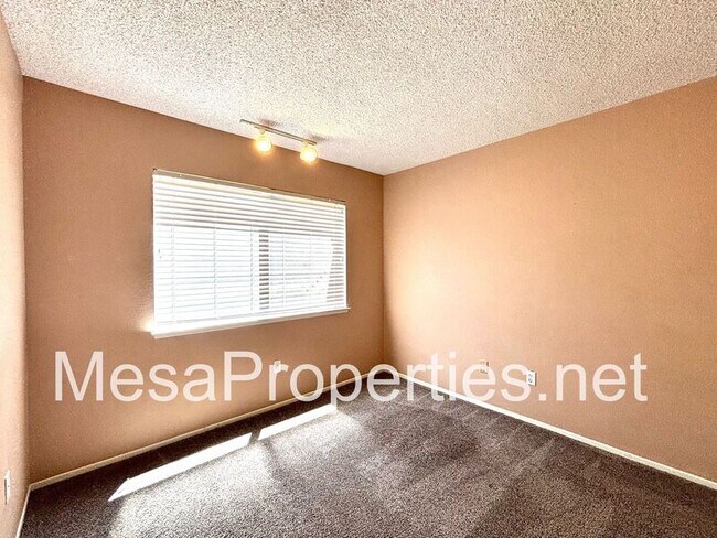 Building Photo - 14182 Liberty Way