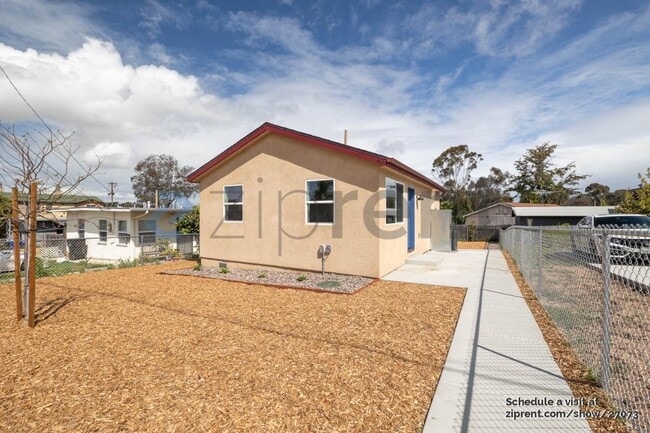 Building Photo - 406 Gavin St
