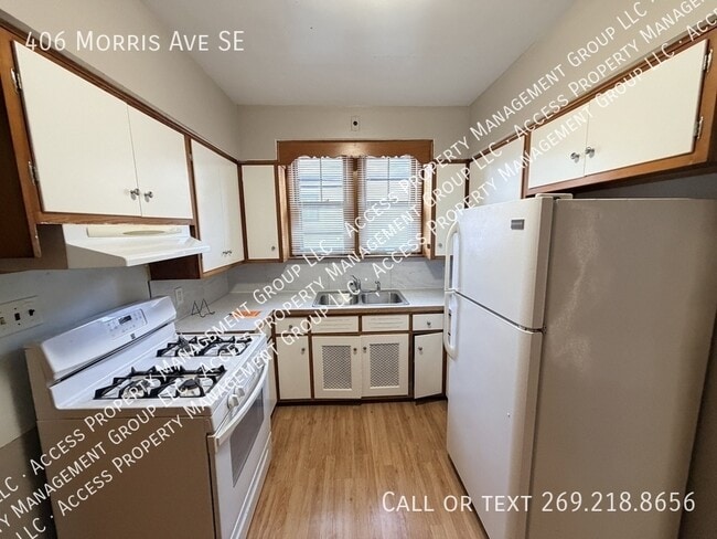 Building Photo - 406 Morris Ave SE