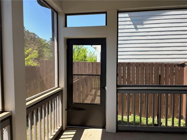 Building Photo - 5200 Fox Den Rd