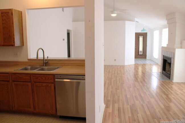 Building Photo - 14110 George Rd