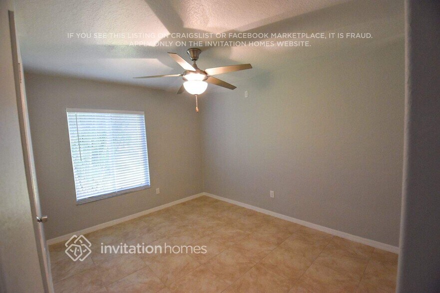 Building Photo - 3327 Amaca Cir