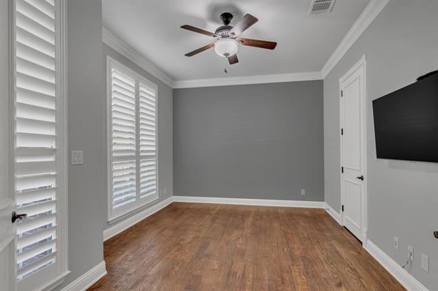 Building Photo - 3705 Falcon Dr