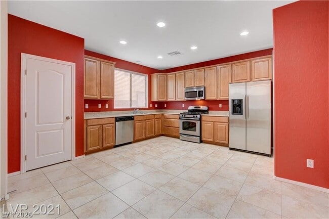 Building Photo - 10429 Scotch Elm Ave