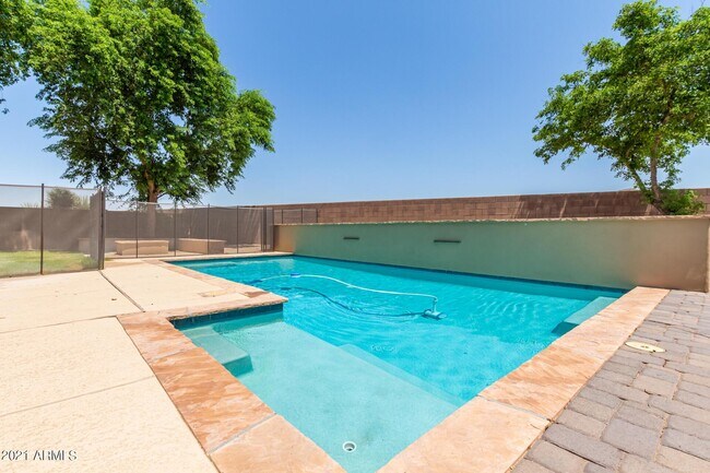 Building Photo - 28511 N 25th Ave