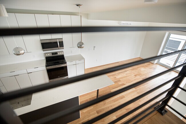 Building Photo - 54 West Ave