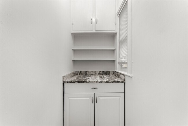 Building Photo - 227 Winchester St