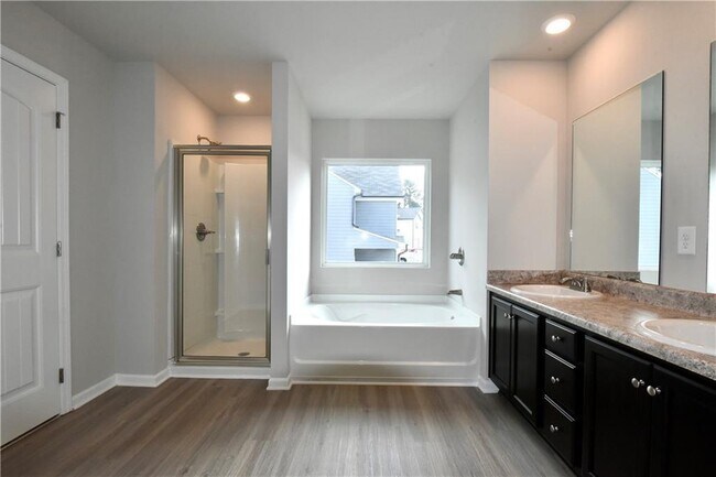 Building Photo - 296 Aimes Dr.