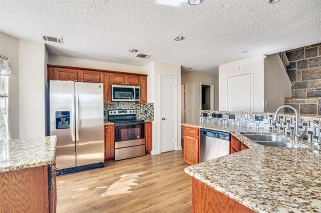 Building Photo - 7302 Dartmouth Dr