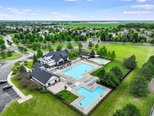 Building Photo - 12811 Conifer St