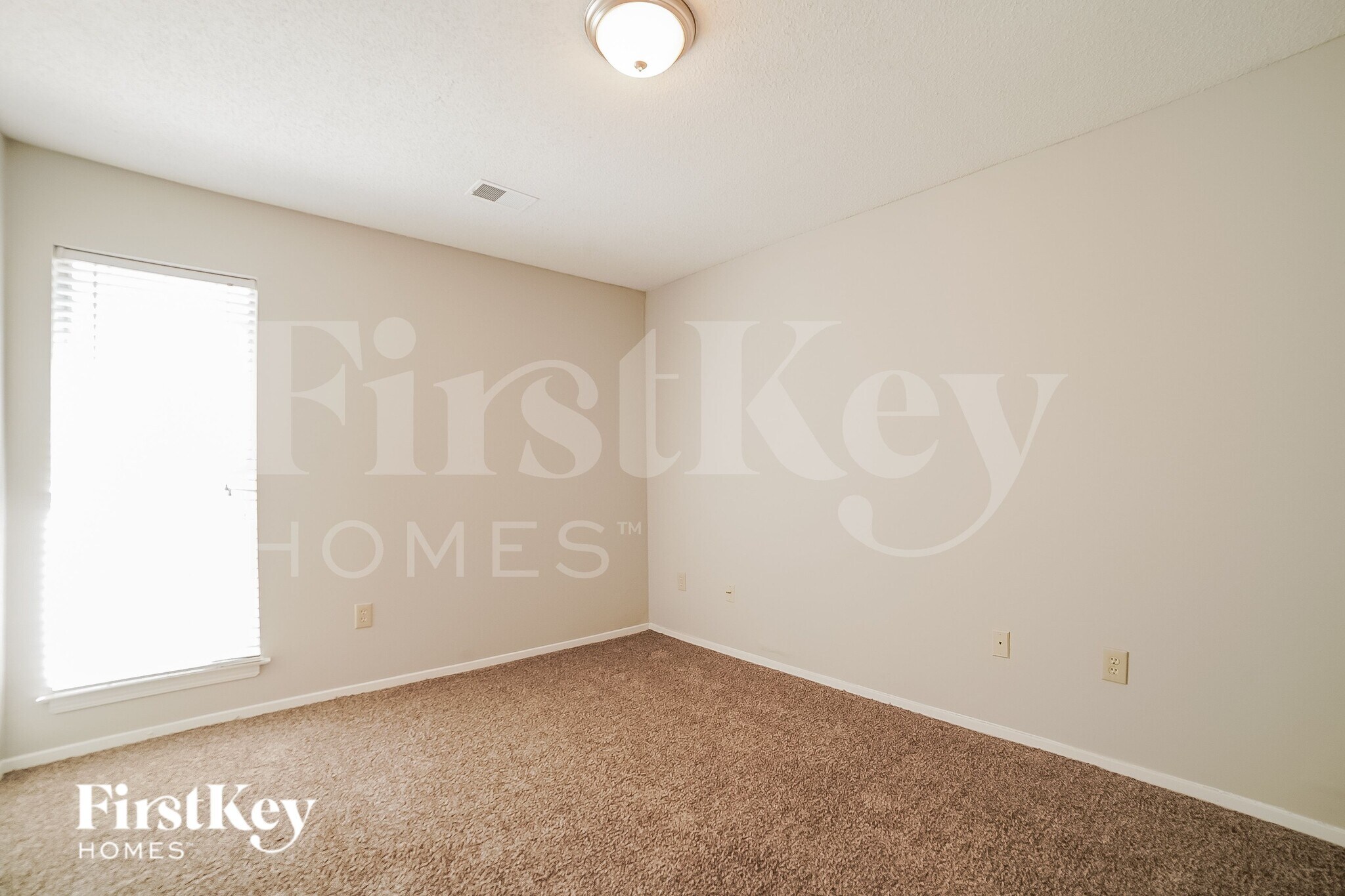 Building Photo - 7212 Layne Dr