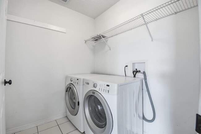 Building Photo - 3-Bedroom Rental Home in Palm Coast