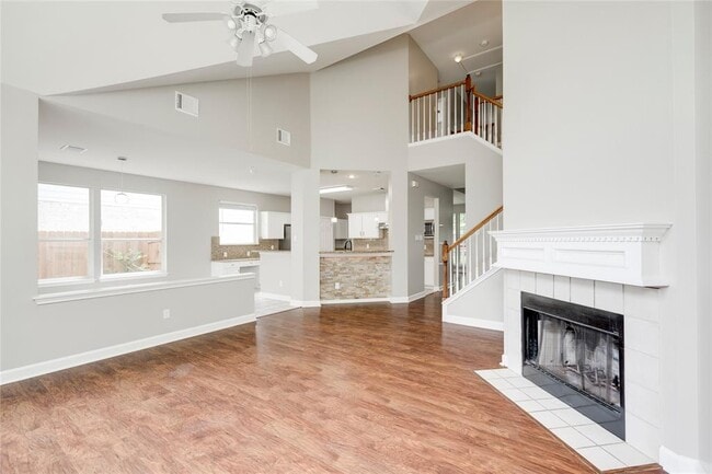 Building Photo - 8106 Longdraw Dr