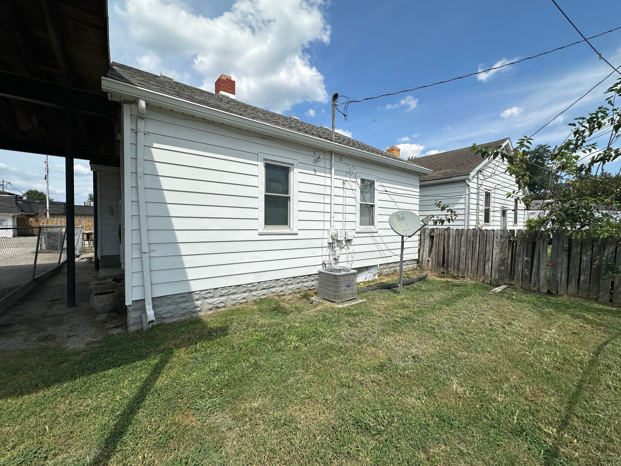 Building Photo - 1205 E Louisiana St