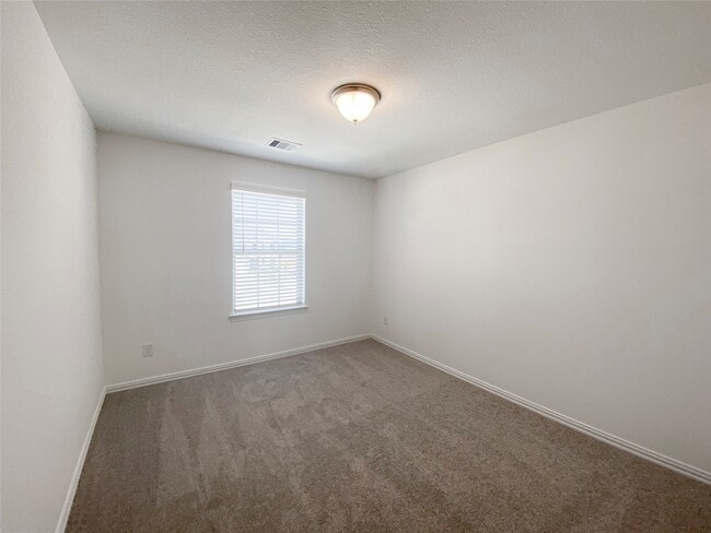 Building Photo - 8014 Chukka Dr