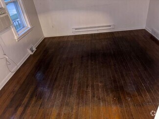 Building Photo - 3136 Elm St