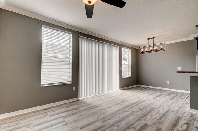 Building Photo - 10003 Bradwell Pl