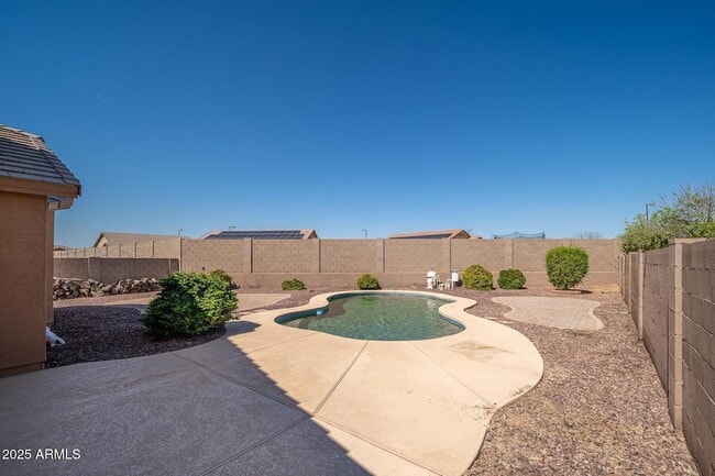 Building Photo - 25256 W Darrel Dr