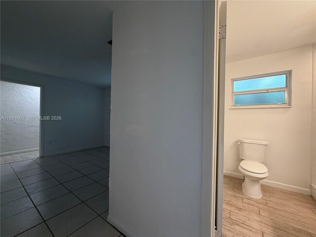 Building Photo - 951 SW 16th St