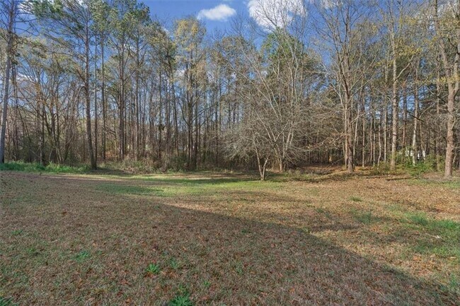 Building Photo - 120 Woodcrest Dr
