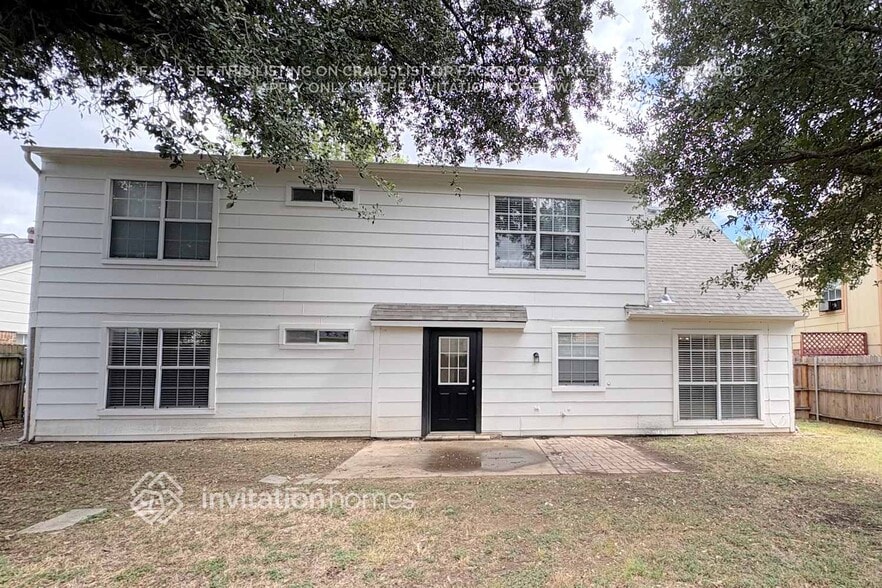 Building Photo - 4147 Hathaway Dr