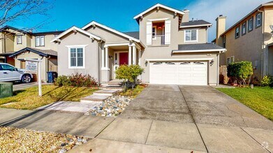 Building Photo - Windsor 4 bedroom, 3 bathroom in the  Vint...