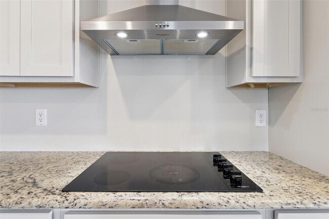 Building Photo - 5580 Maddie Dr