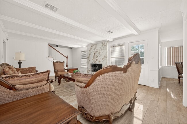 Building Photo - 3815 Fernglade Dr