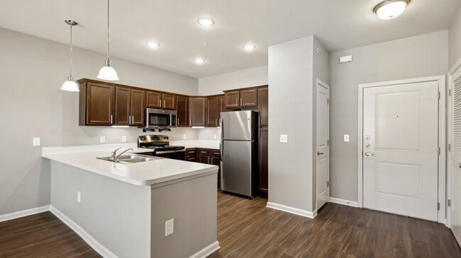 Building Photo - Pebblebrook Parkside