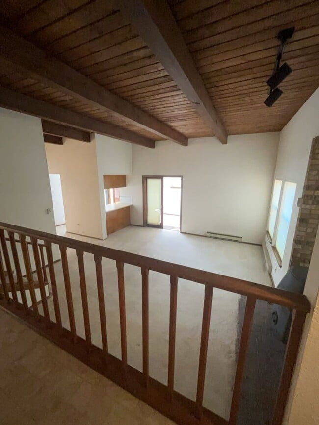Building Photo - Beautiful home at the base of the Sandia's