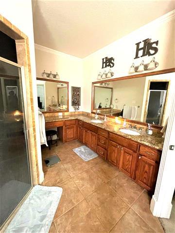 Building Photo - 253 S Natural Spring Ln