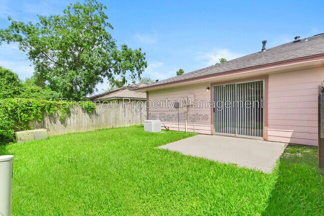 Building Photo - 3110 Oak Rock