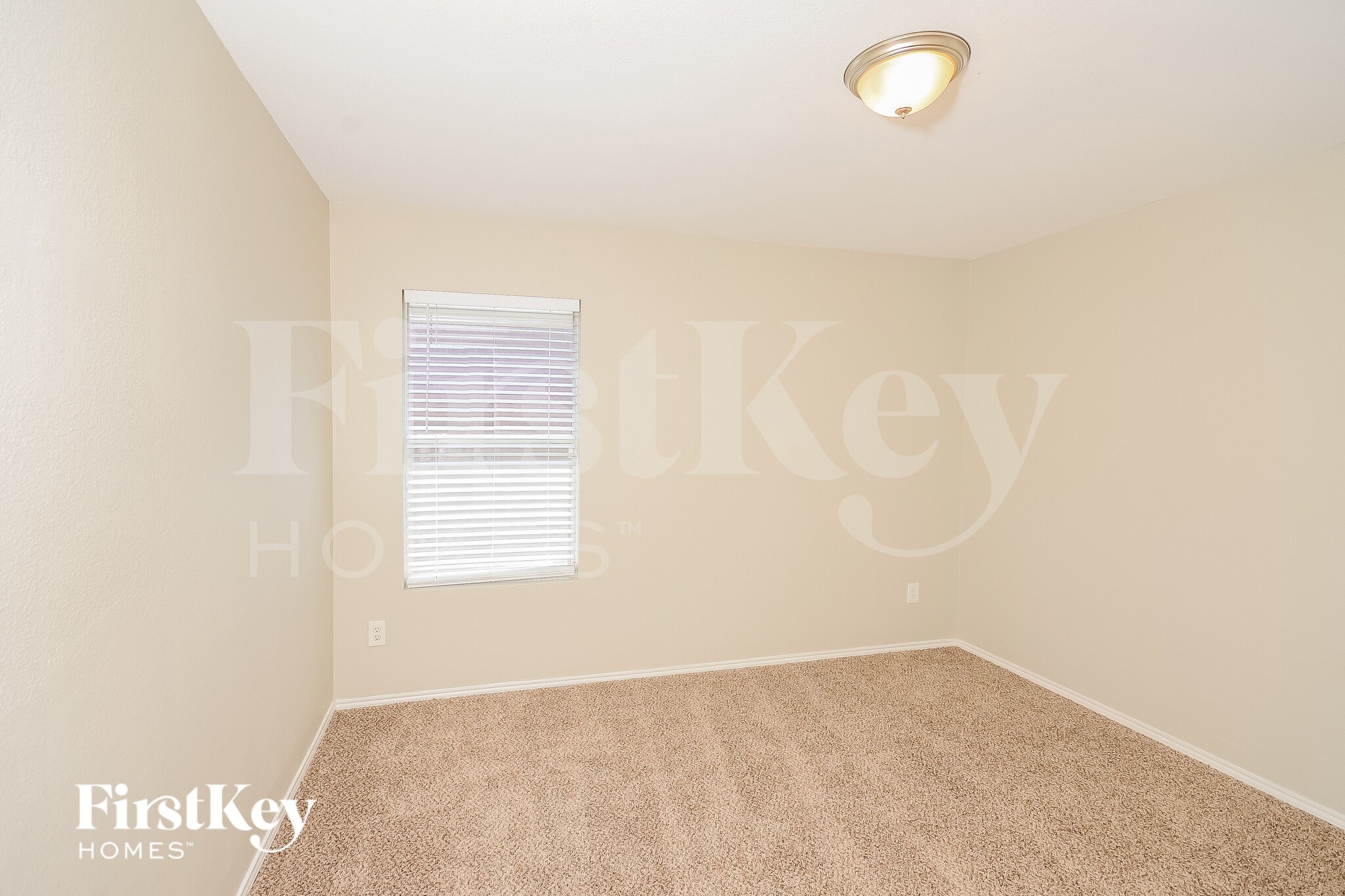 Building Photo - 1207 Bellevue Dr