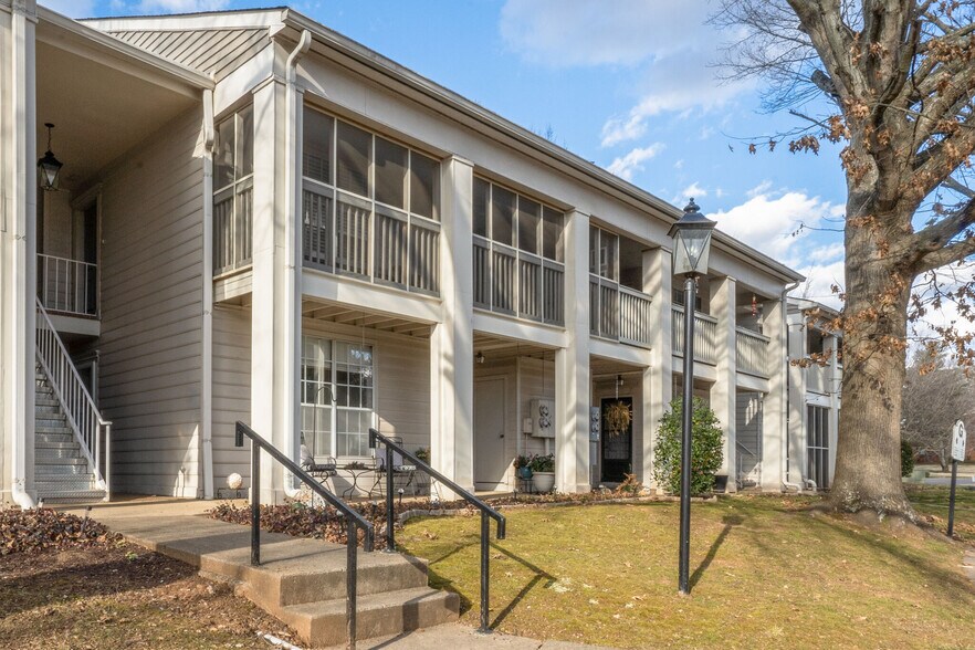 Primary Photo - 1280 Middle Tennessee Blvd