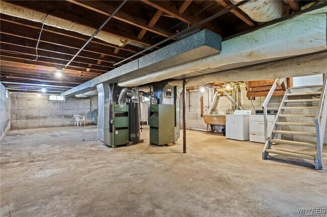 Building Photo - 15 Haller Ave