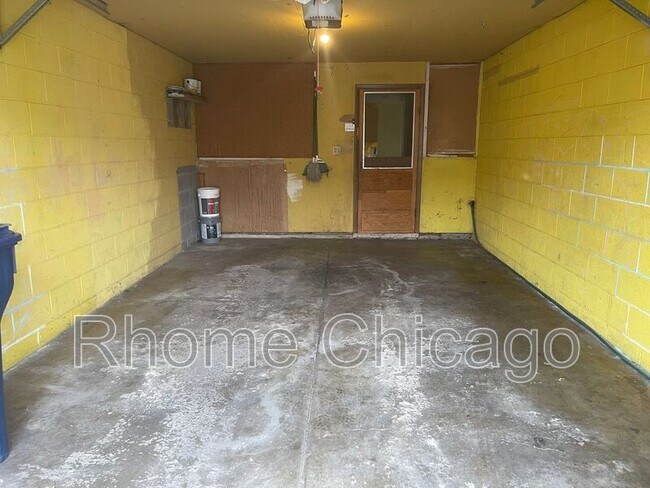 Building Photo - 236 Whidah Ct