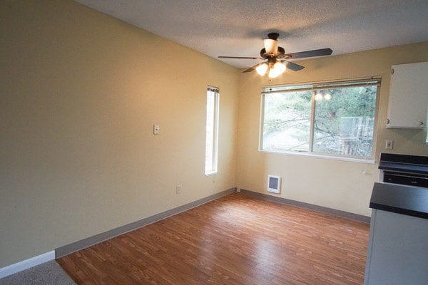 Building Photo - 3705 SE 35th Pl