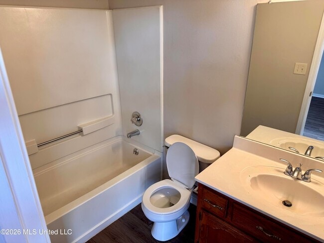 Building Photo - 10515 Oak Leaf Dr