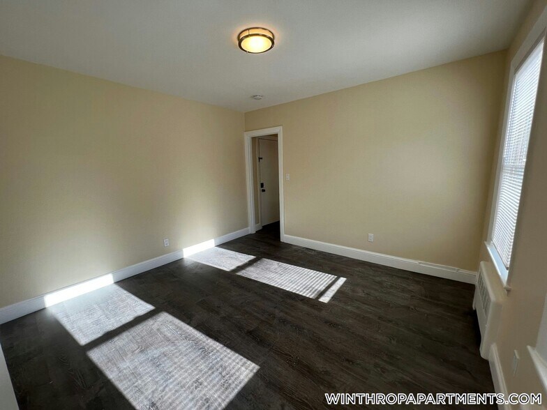 Building Photo - 90 Winthrop Shore Dr