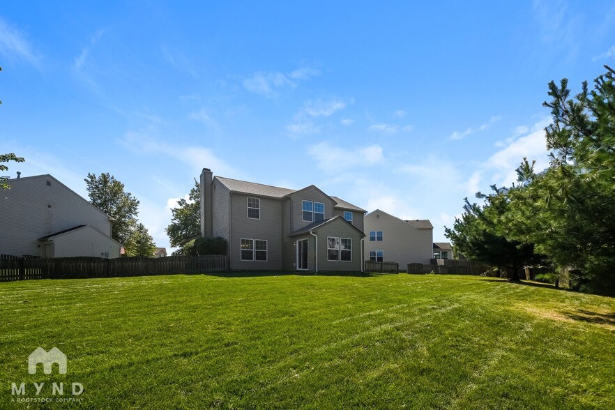 Building Photo - 16975 Napoleon Ct