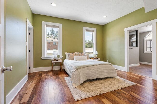 Building Photo - Charming Home in Spokane’s Heart – Unfurnished