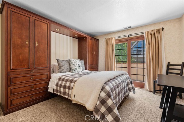 Building Photo - 887 Talisman Ln