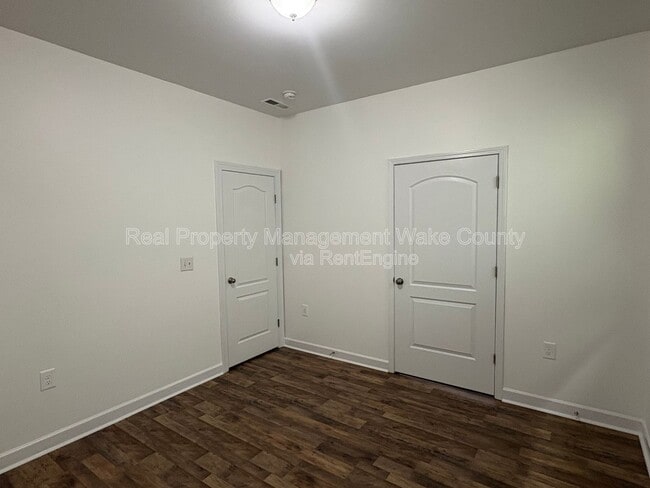 Building Photo - 441 Liberty Hill Pass