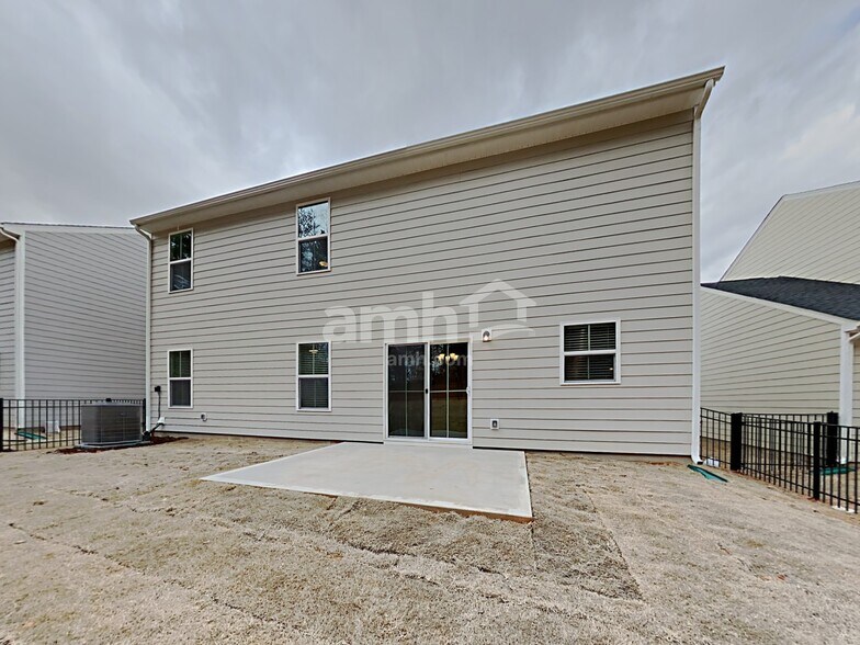 Building Photo - 5038 Twin River Dr