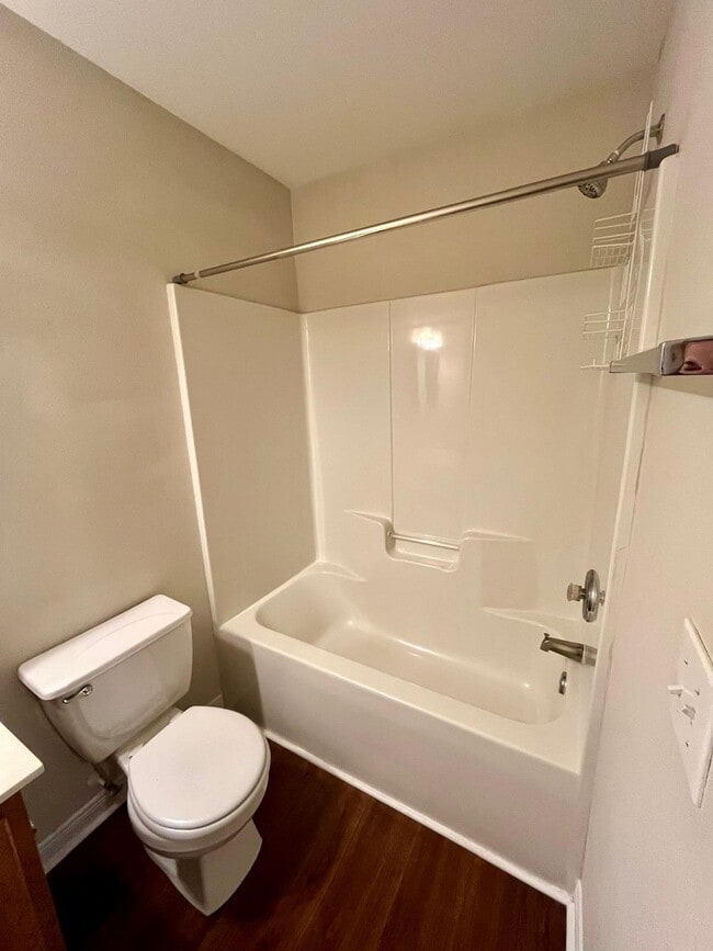 Building Photo - 5473 Harris Cove Dr